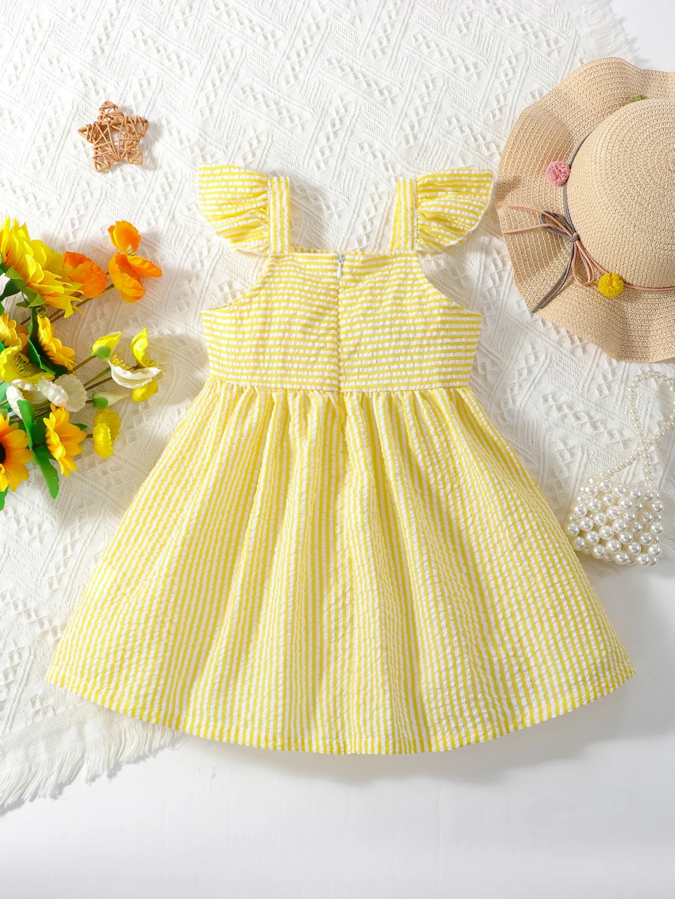 Summer girls cute and fashionable double-sided wrinkled yellow striped suspender casual dress